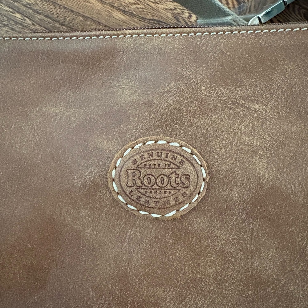 Roots Rainbow Village Pack Tribe Belt Bag - Picture 5 of 7